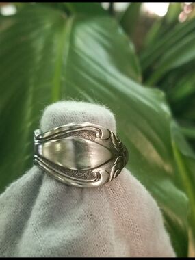 Ornate Spoon Ring - Women's Sculpted Band Size 8.5